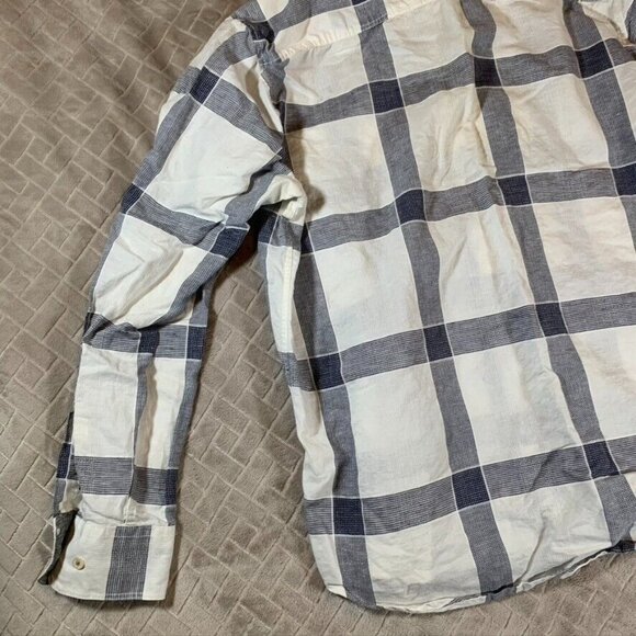 Men's Casual Button Down Shirt - Blue and White Plaid - Picture 11 of 12